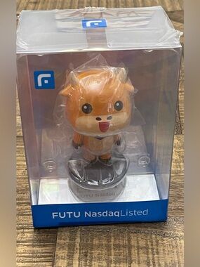 Futu Moomoo figurine, a collectible vinyl figure-the "Moomoo" bull mascot